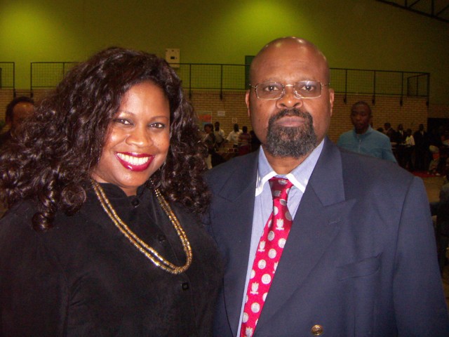 Jackie Smith and Durban SA Mayor Obed Mlaba.JPG