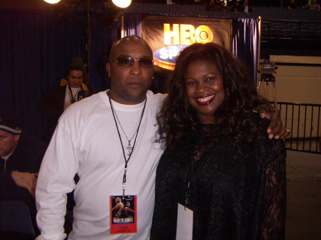 Buddy McGirt and Jackie Sunshine Smith at Valuev vs Barrett in Chicago.JPG