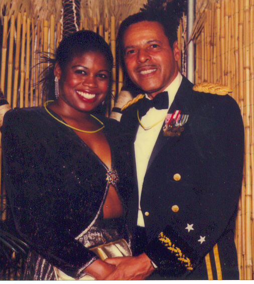 Jackie Sunshine Smith & US Army General Harry Brooks at Circle City Classic Indianapolis.jpg