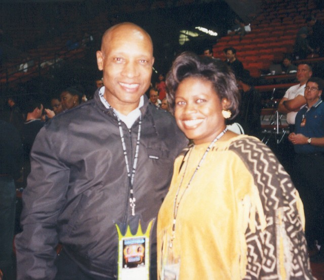 Richard Steele & Jackie Smith ringside at Holyfield-Lewis  Thomas & Mack Center Las Vegas.jpg