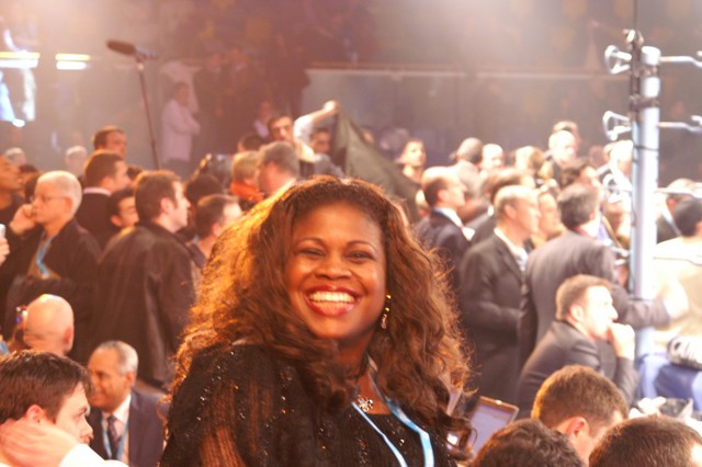 Jackie Sunshine Smith ringside at Bell vs Mormeck in PARIS.jpg