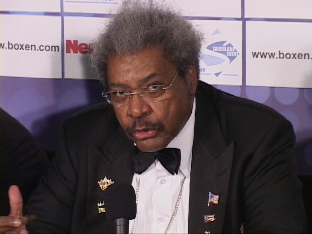 Promoter Don King comments at Valeuv vs Ruiz postfight presser in Berlin.JPG
