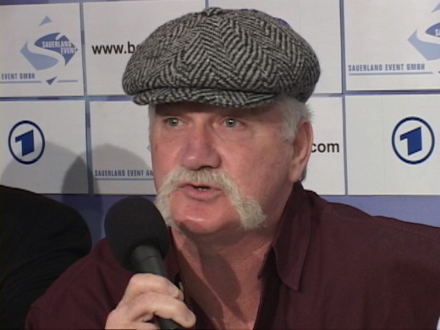 Norman Stone trainer for WBA Champ John Ruiz.JPG