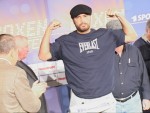 John Ruiz on scales at Valuev vs Ruiz weighin Berlin.jpG