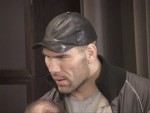 Nikolai Valuev greets media at weighin Berlin.jpG